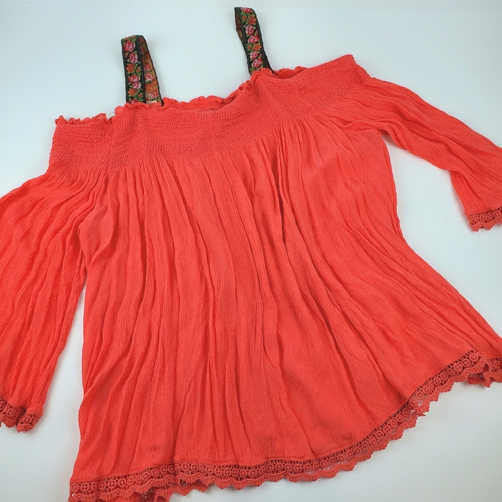 One World Off Shoulder Top - Picture 4 of 4